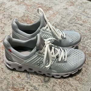 Barely worn On cloud swift runs